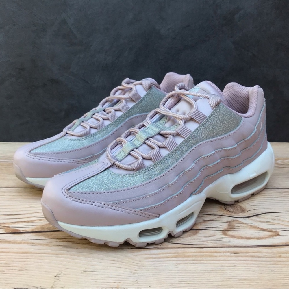 Nike Air Max 95 SE Particle Rose Silver